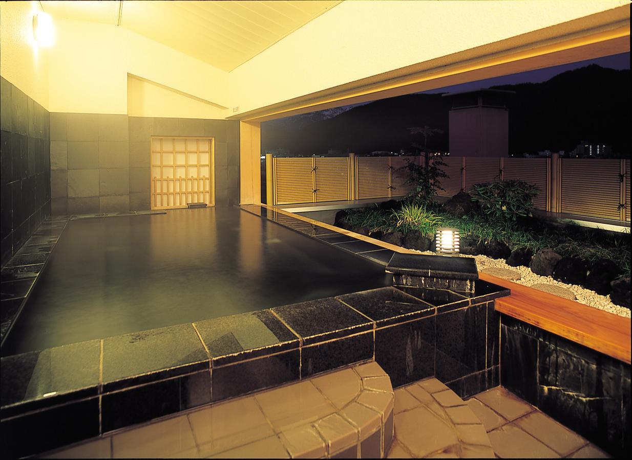 ホテルKoshijisou 新潟市 エクステリア 写真