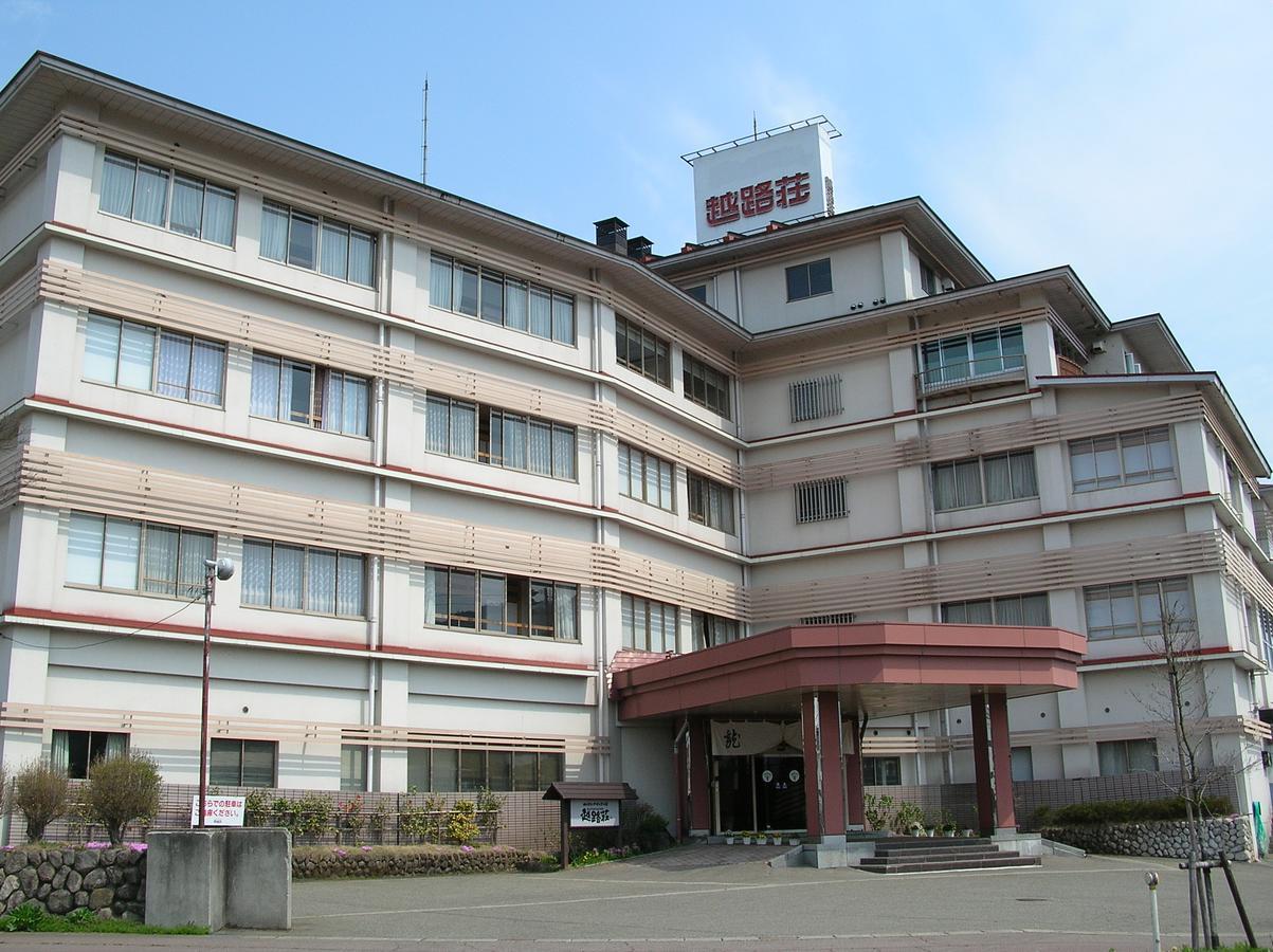 ホテルKoshijisou 新潟市 エクステリア 写真