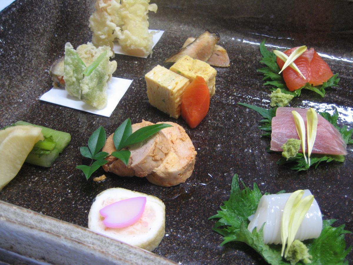 ホテルKoshijisou 新潟市 エクステリア 写真